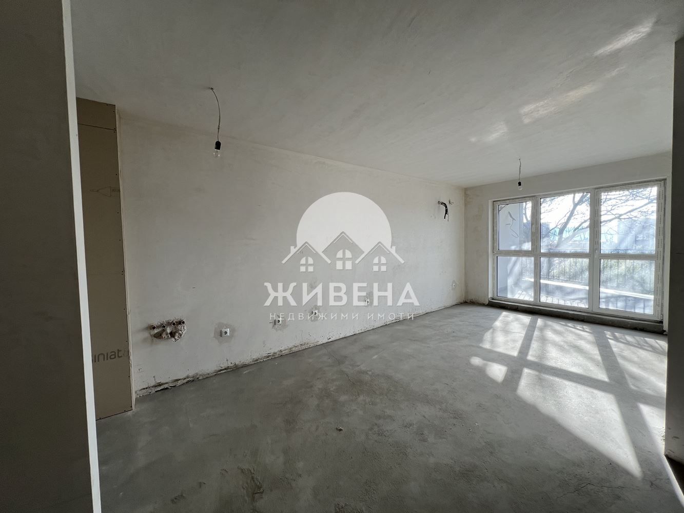 Продавам 2-стаен апартамент в района на Операта, БДС, 77 кв.м