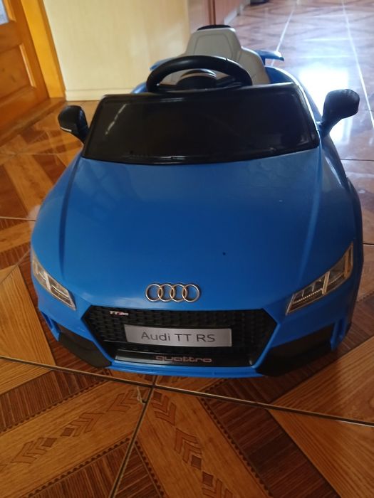 Mașinuța electrică