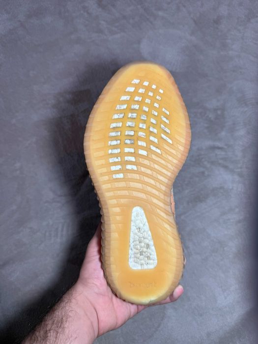 Yeezy 350 Clay – 42 2/3