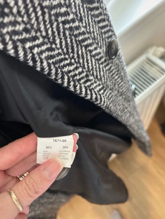 Palton 80% lână cambrat