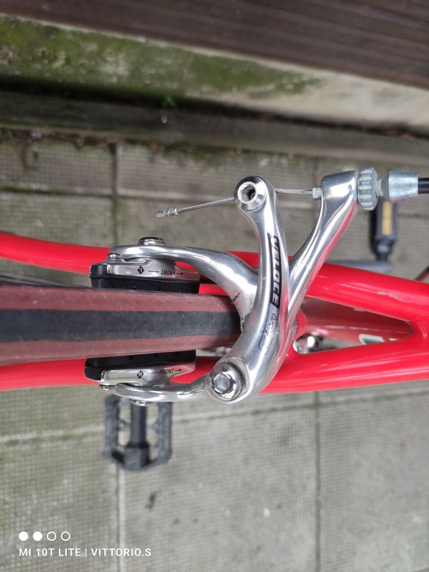 Шосеен велосипед Ferrus Racing CRI Twin Air 28 Campagnolo Veloce