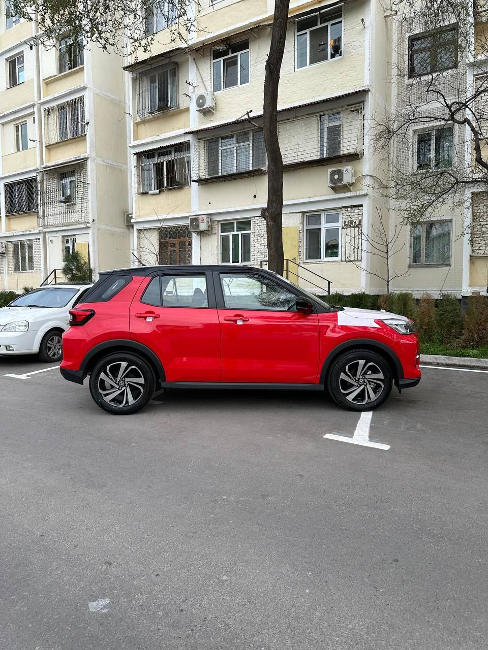 Toyota Raize 2024 bez probeg sotiladi