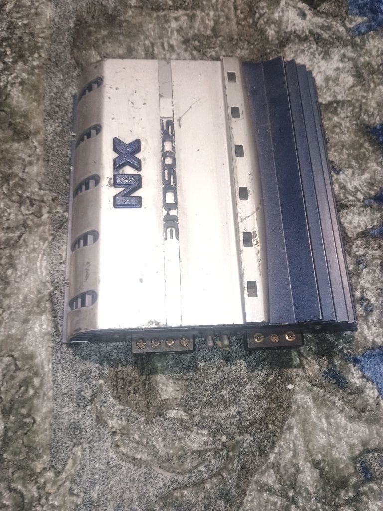 Двуканално стъпало 550W
