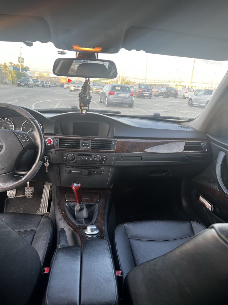 Bmw e91 320d 163cp