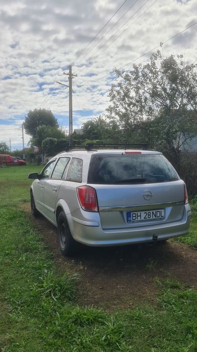Opel Astra H benzină
