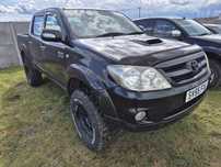 Dezmembrez Toyota Hilux 3.0 Invincible 2006-2016