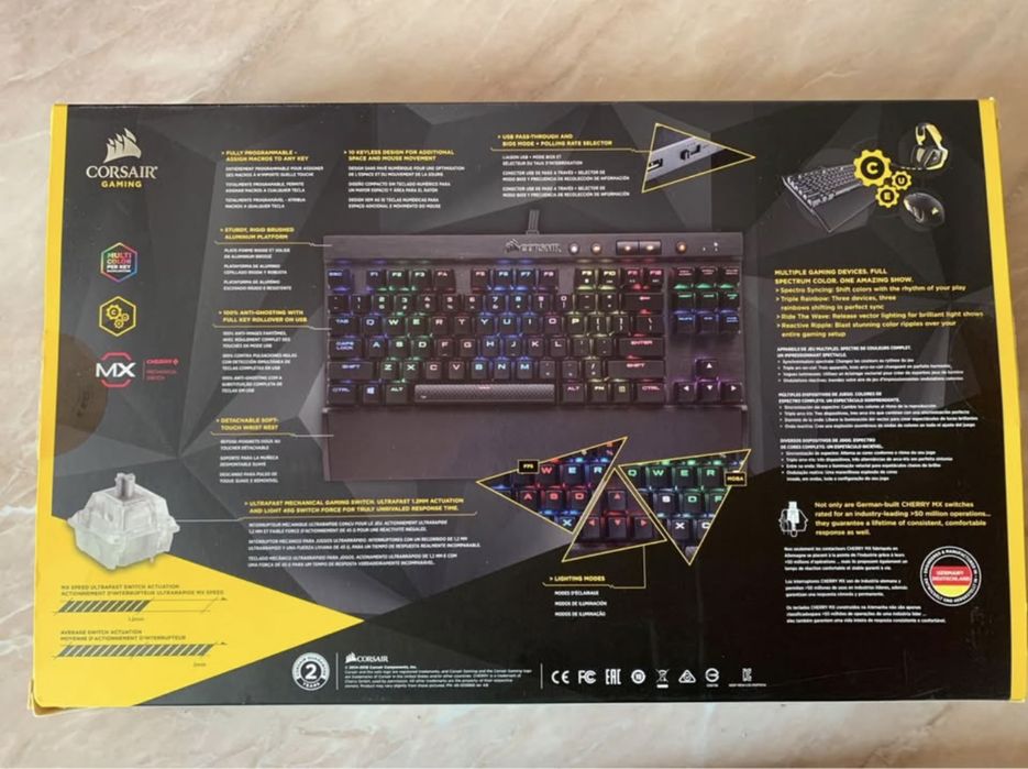 Tastatura Mecanica CORSAIR K65 RGP RAPID FIRE