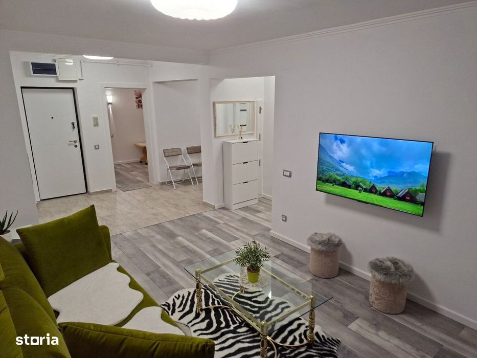 Apartament 3 camere zona Parcului central prima inchiriere