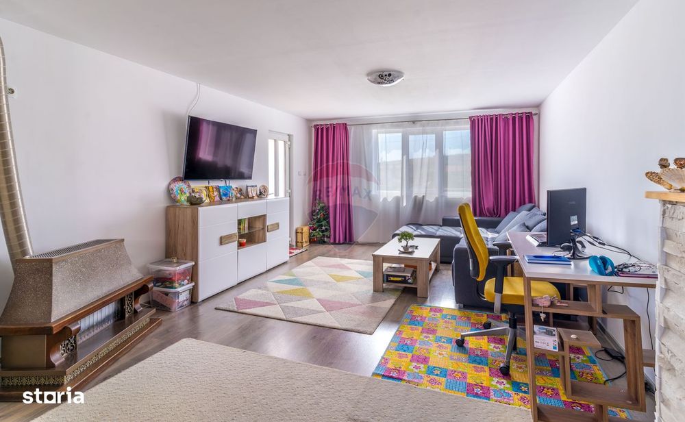 Casă primitoare, Ceanu Mic, terasa, garaj, curte cu pomi, COMISION 0 %