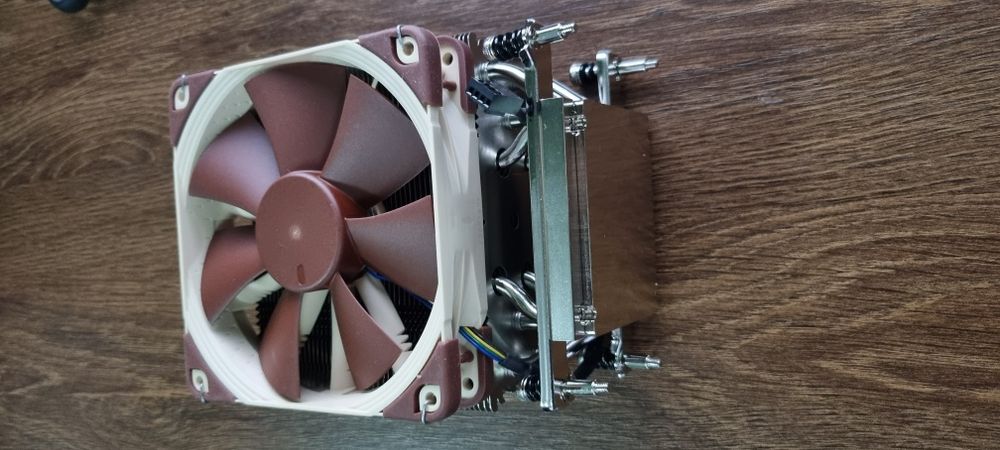 Cooler procesor Noctua NH-U12S compatibil AMD
