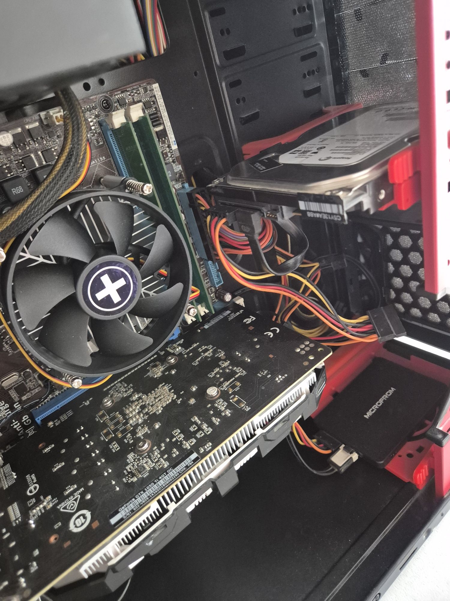 Настолен компютър i7 16gb gtx 1050ti