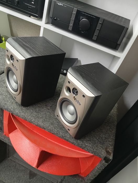 Тонколони Infinity Alpha 5