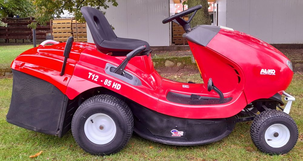 Tractoras tuns iarba Alko T12 Brigs&Stratton IC 11,5hp 85CM