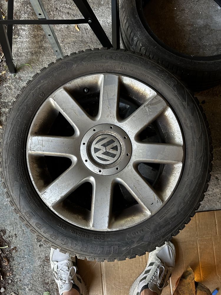 205 55 16 зимни гуми Goodyear ultragrip 9 с джанти 5х112