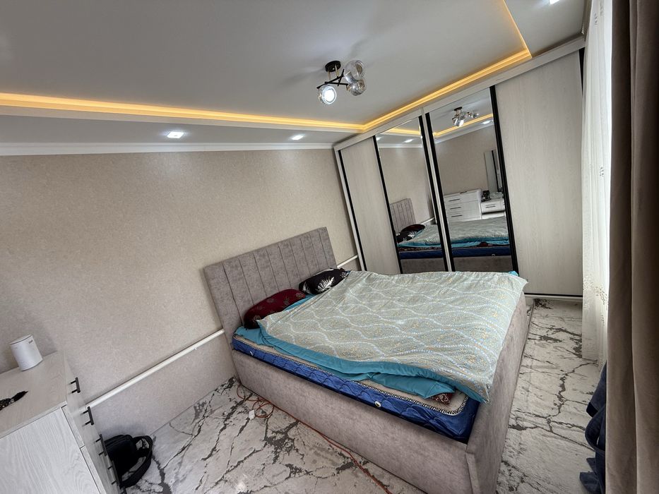 Продаётся дом в центре города срочно