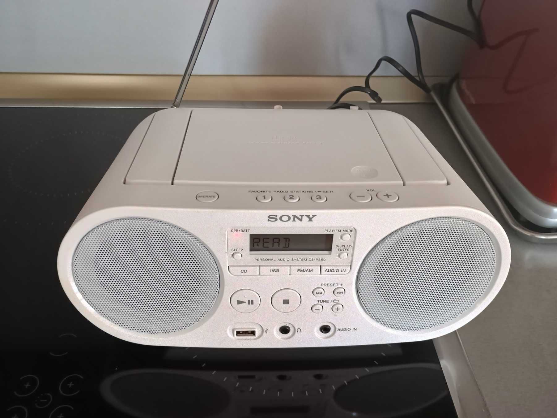 Почти Ново Sony ZS-PS50 White Радио CD USB Aux