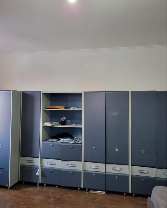 Продам шкафы