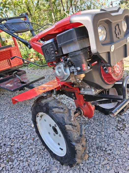 Vând motocultor cu remorcă, mai multe detalii la telefon