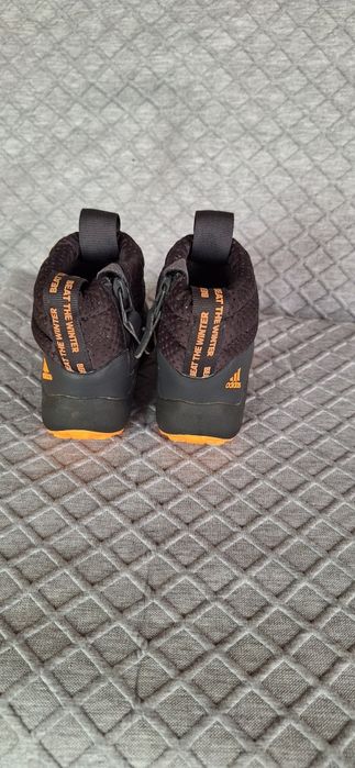 Детски маратонки и ботушки адидас