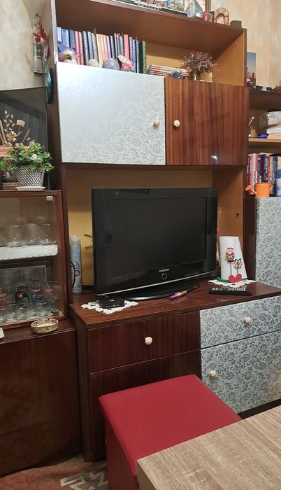 Холна секция-запазена,здрава