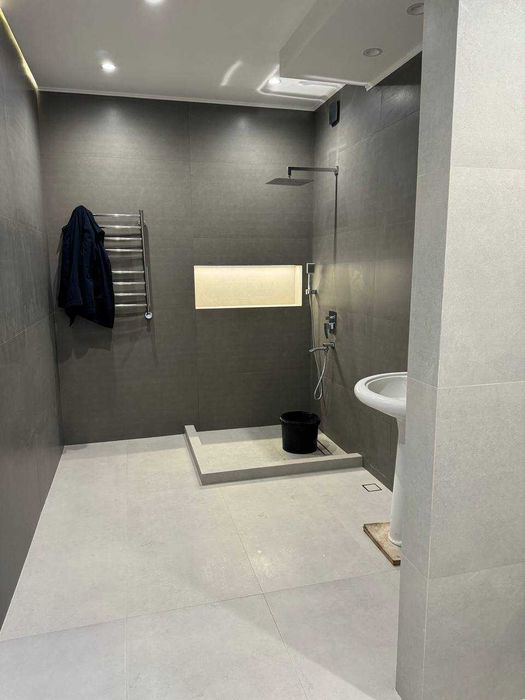 Продаётся новая квартира 3/6/6,101 кв.м,Алмазарскийрайон,ул.Сагбан.