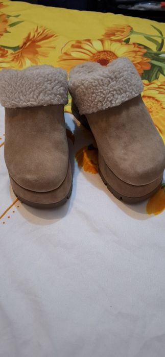 Ugg dama noi material cojoc