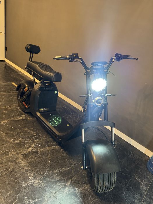 Vand/Schimb Scuter electric harley 2000w