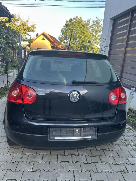 Vând golf 5 1.6 Goal