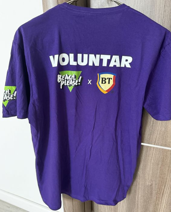 Vand tricou beach please,marimea L nepurtat..negociabil