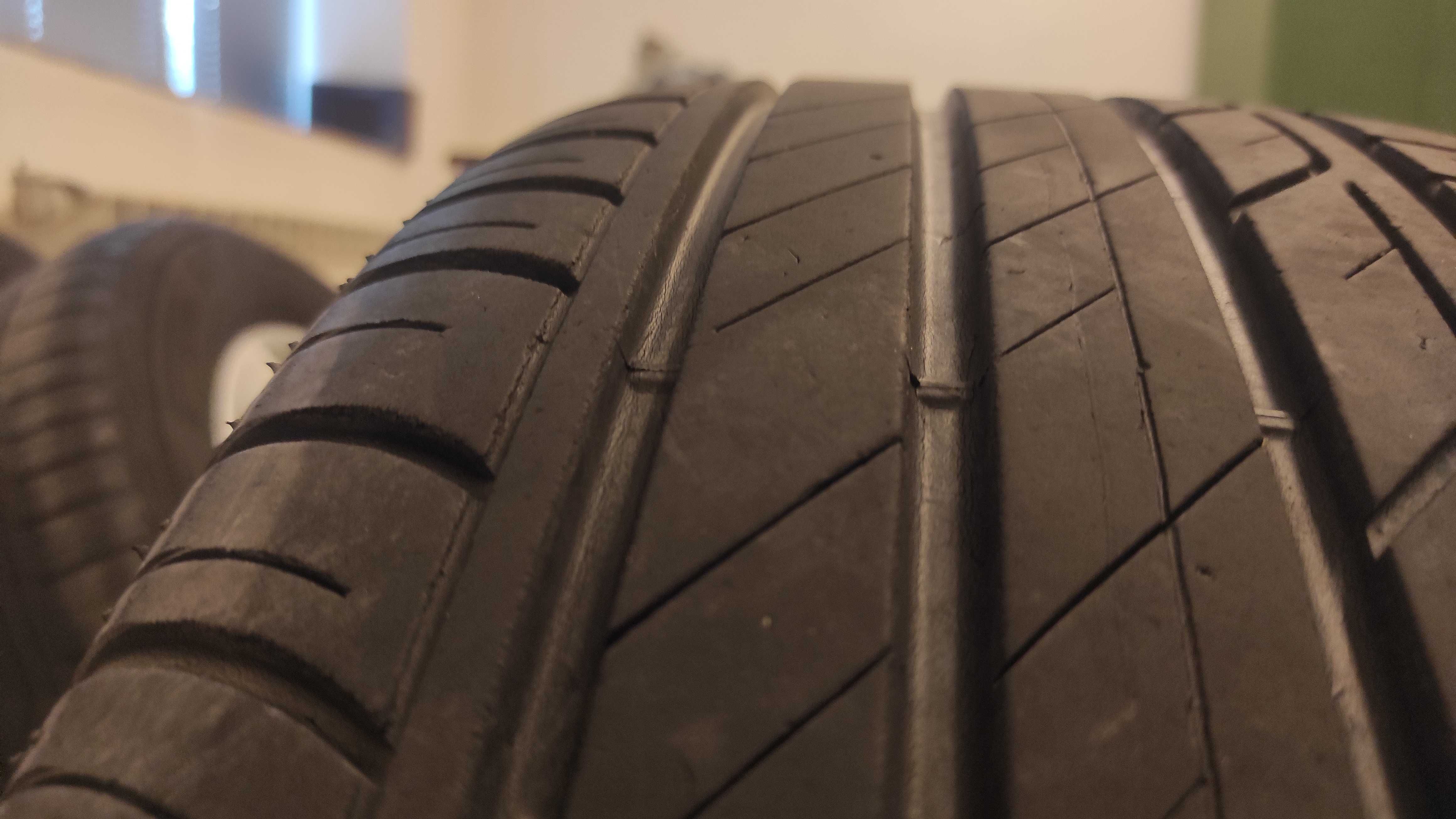 Гуми BRIDGESTONE TURANZA T001 225/55/17 - 4БР