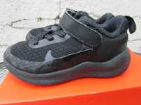 Детски маратонки Nike Revolution 7