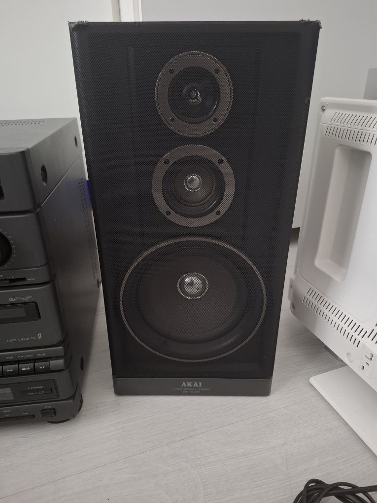 Sistem audio Akai cu boxe model AC-M393L echipament original