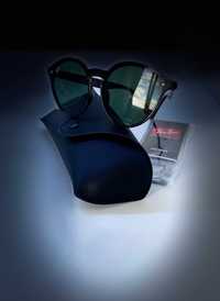 Descoperă eleganța și stilul cu ochelarii de soare Ray-Ban RB4380-N