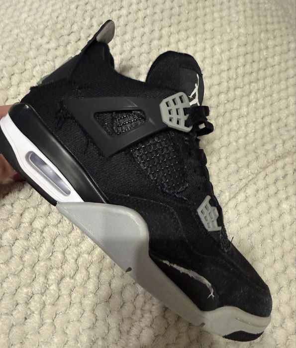 Jordan 4 black canvas