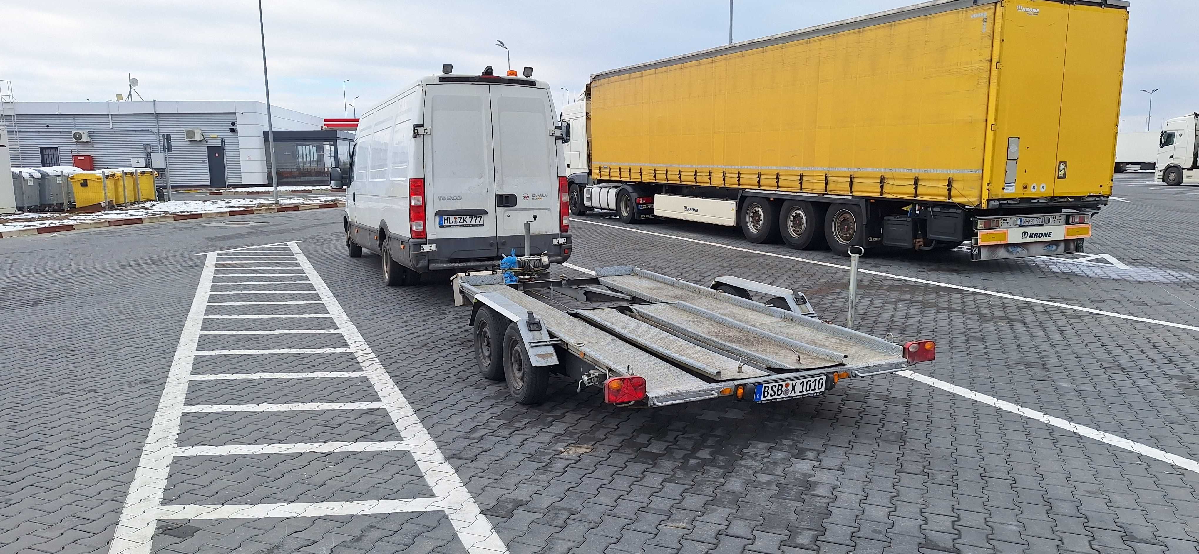 Iveco 35c15 ,3.0 150к.с и платформа Karo двойна гума 4.5 м.