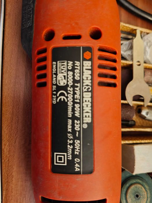 Black & Decker RT650 cu set complet de accesorii – hobby / întreținere