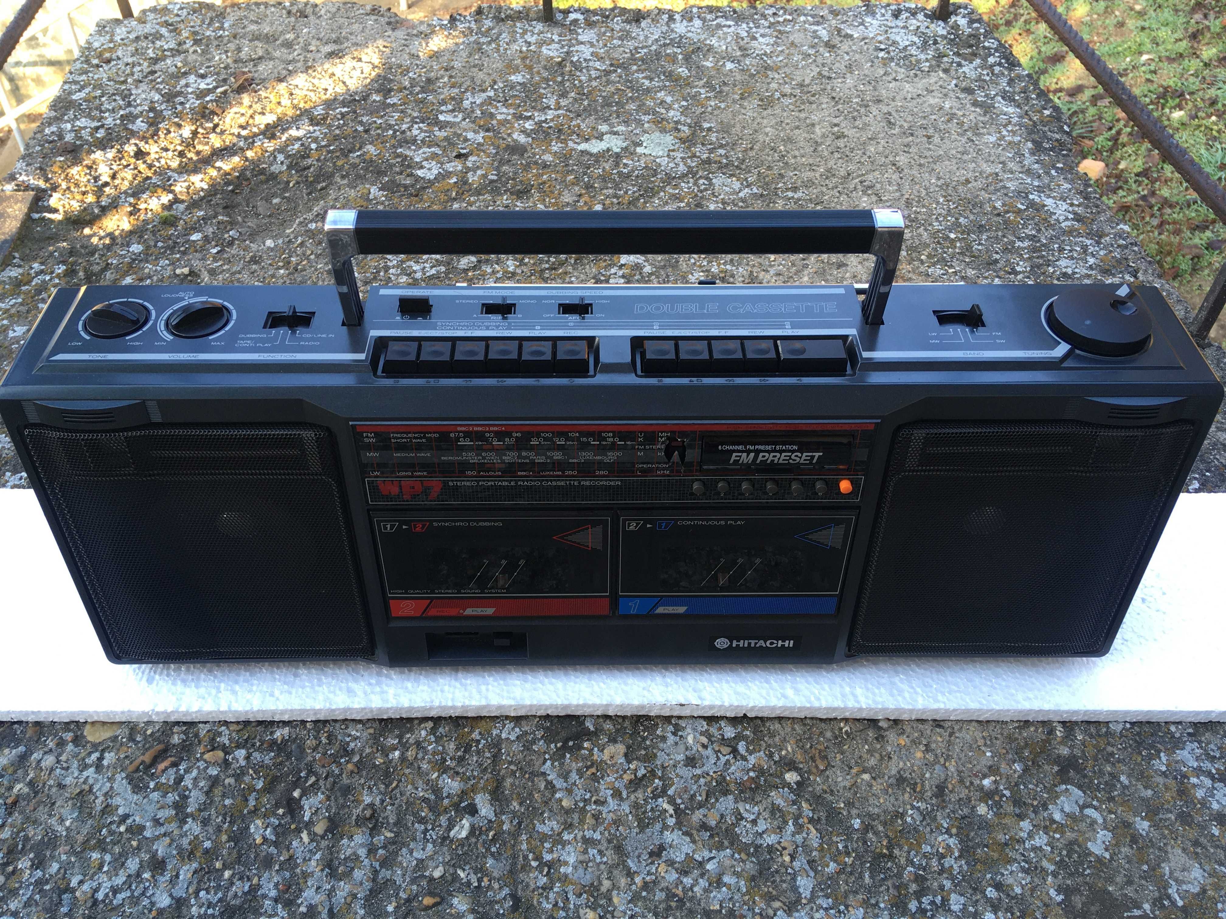 радиокасетофон Hitachi TRK-WP7E