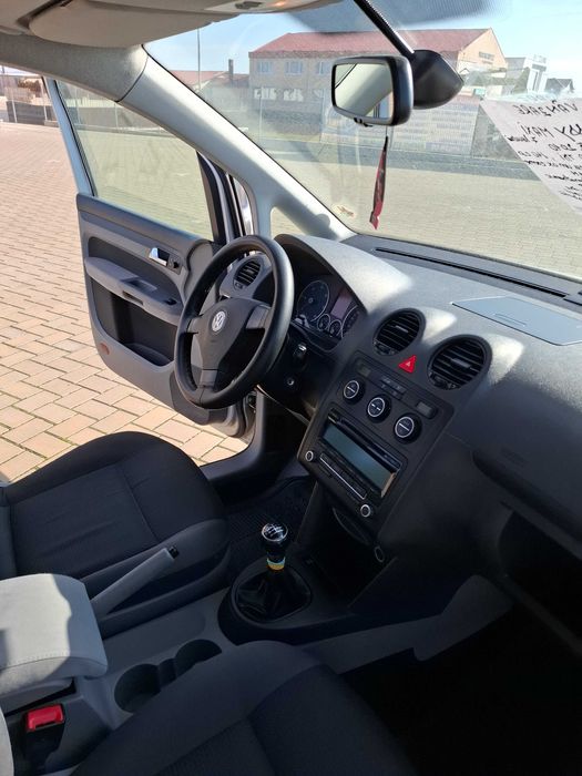 Vw caddy maxi 7 locuri