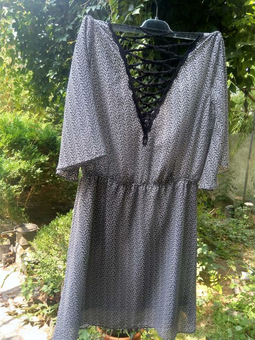 Rochie Reserved căptușită,măsură 42,până la genunchi