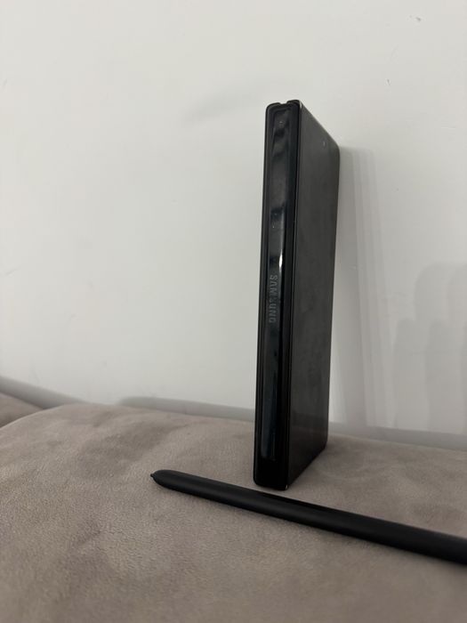 Samsung z fold 3 512gb ecranul mare defect
