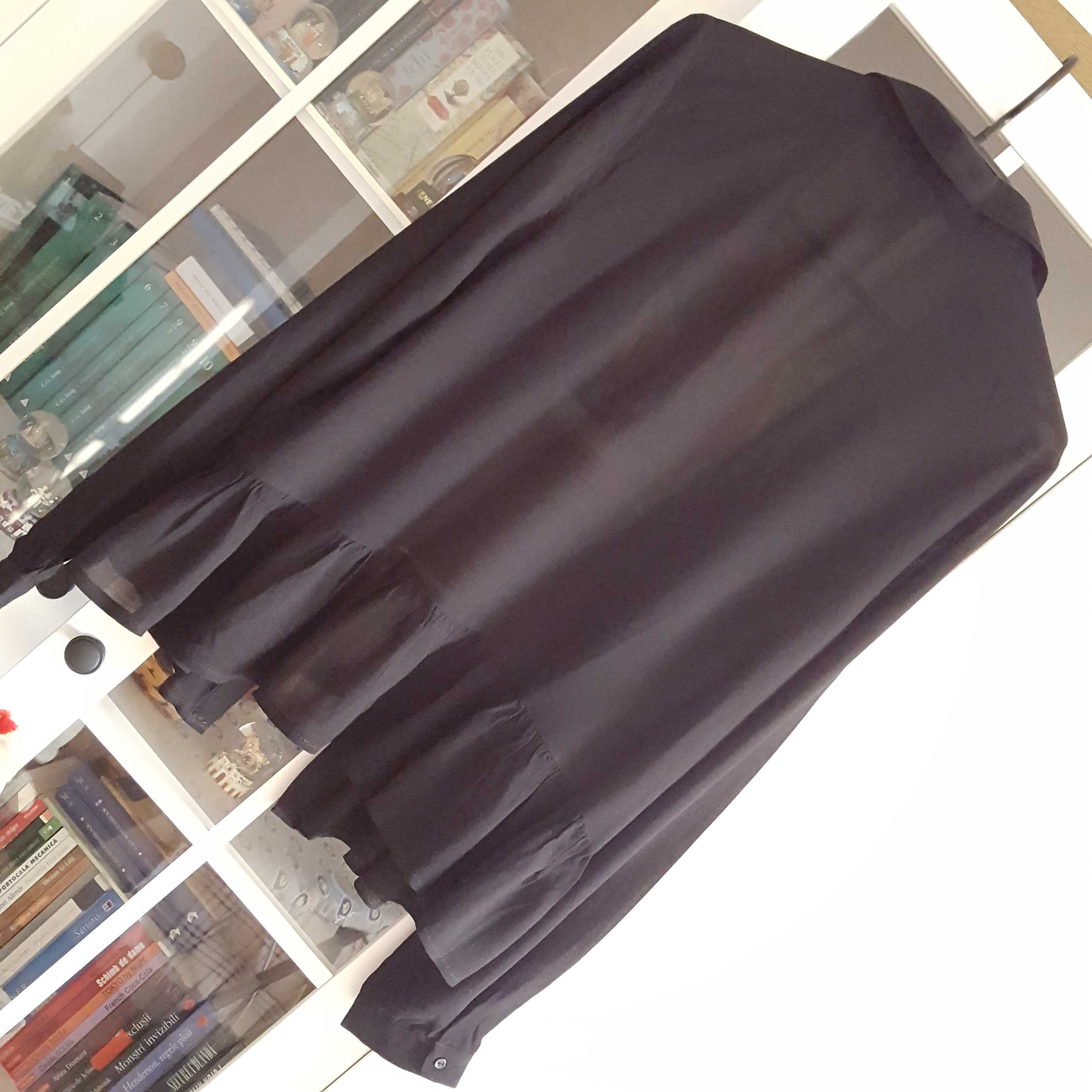 Bluza noua neagra, cu volanase, vascoza, marimea 34 si 36