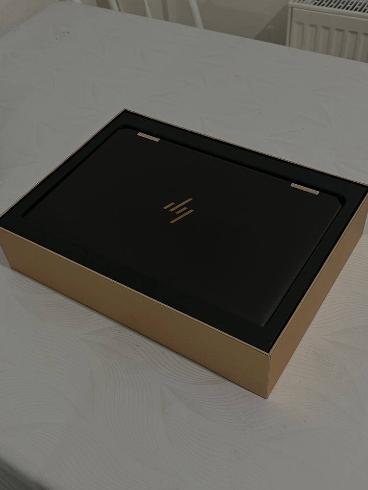 Ультрабук HP Spectre x360 13-AW2007UR i5