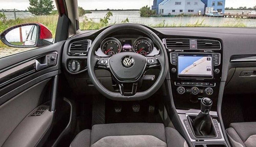 VW Golf 1.6 TDI VARIANT , 2019,  Дизел ,Комби,116к.с. TUV-Германия