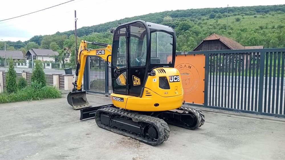Miniexcavator jcb 8030 an 2020