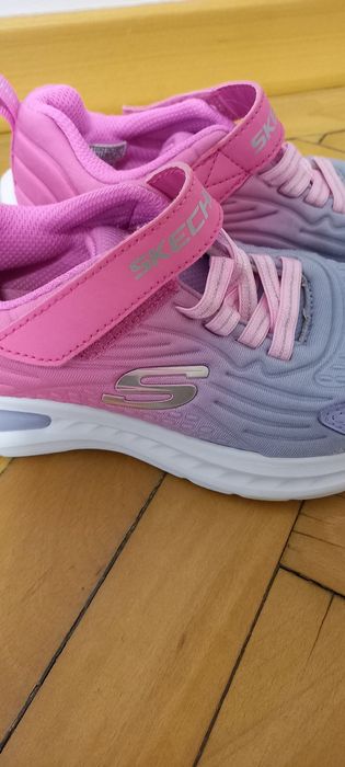 Adidași pentru fete