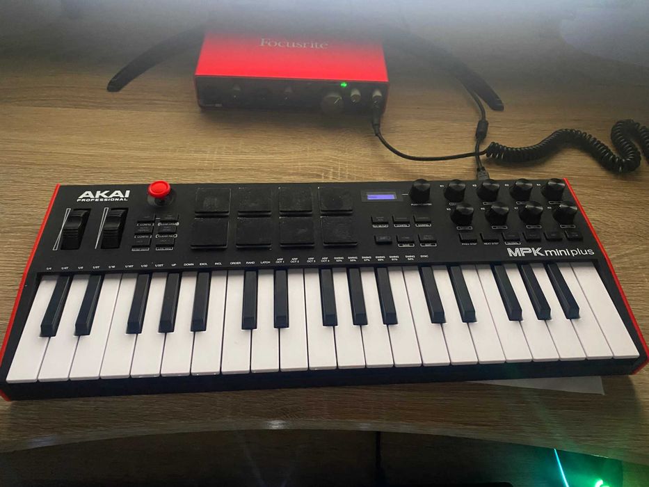 AKAI Professional MPK mini Plus