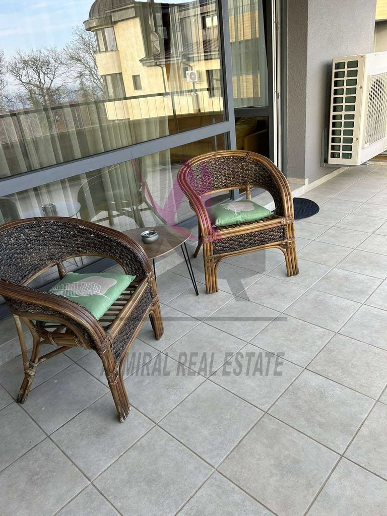 Дава се под наем Тристаен апартамент в Варна, Бриз - 90 кв.м за 1300 € - Снимка #5