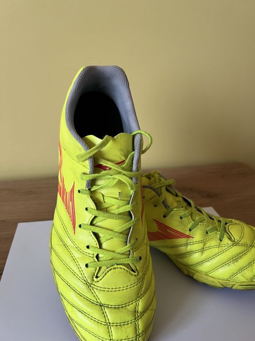 футболни обувки Mizuno Monarcida Neo III Select