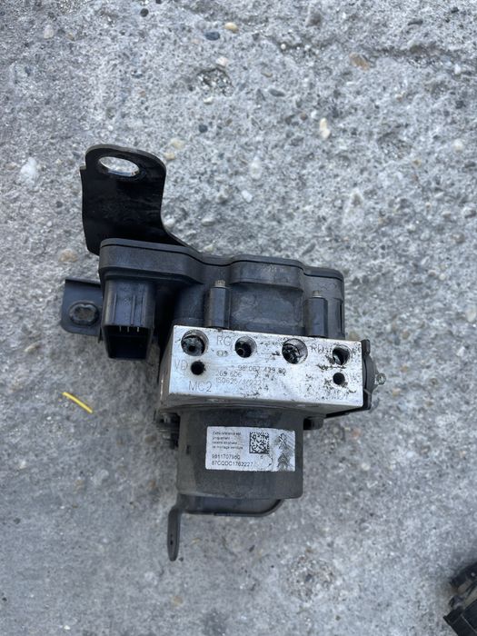 Pompa/Unitate ABS Peugeot/Citroen Cod-9806742980/9811707980