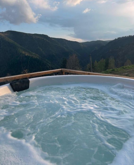 Cabana de închiriat în Maguri,lângă Marinel, 6-8 persoane
